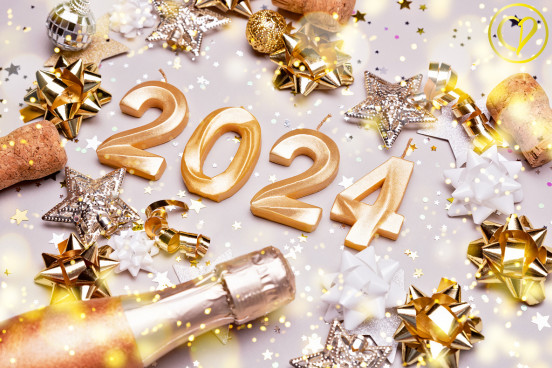 Adoptez la résolution bijou personnalisé, une touche unique pour une nouvelle année mémorable !  collierpersonnalise.com